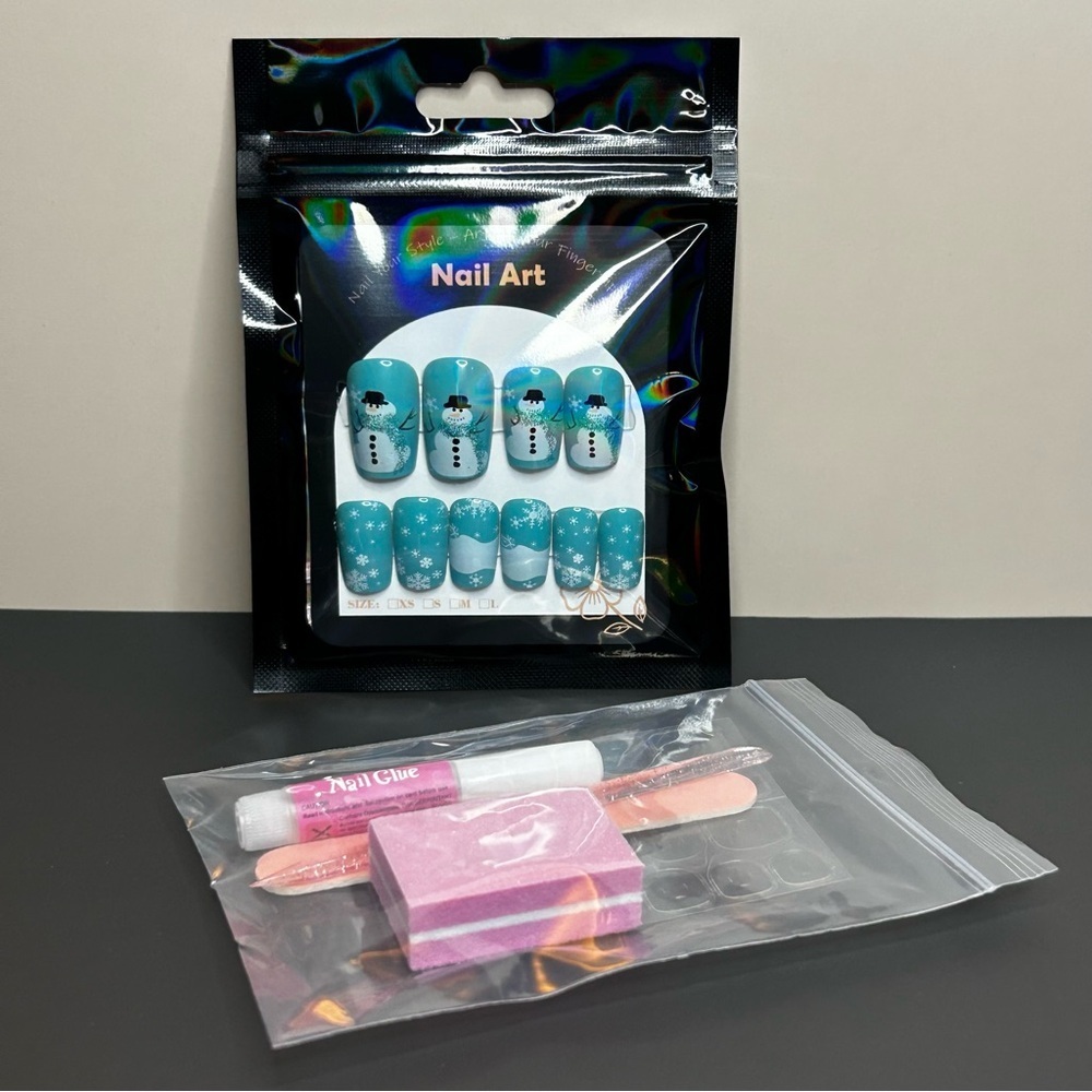 29 Piece Nail Art Set Christmas Winter Snowman Theme